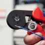 Afbeeldingen van KNIPEX Zelfinstellende krimptang voor adereindhulzen, met zij-invoering
